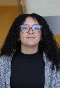 Nicole Julia