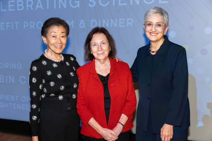 Lulu Wang, Svetlana Mojsov, and Robin Chemers Neustein
