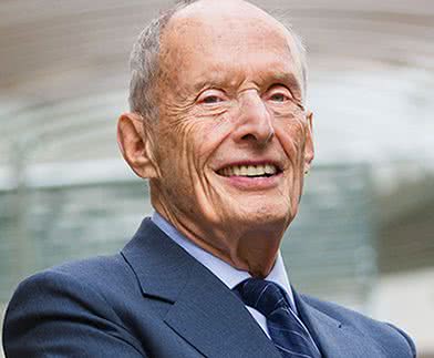 Dr. Paul Greengard