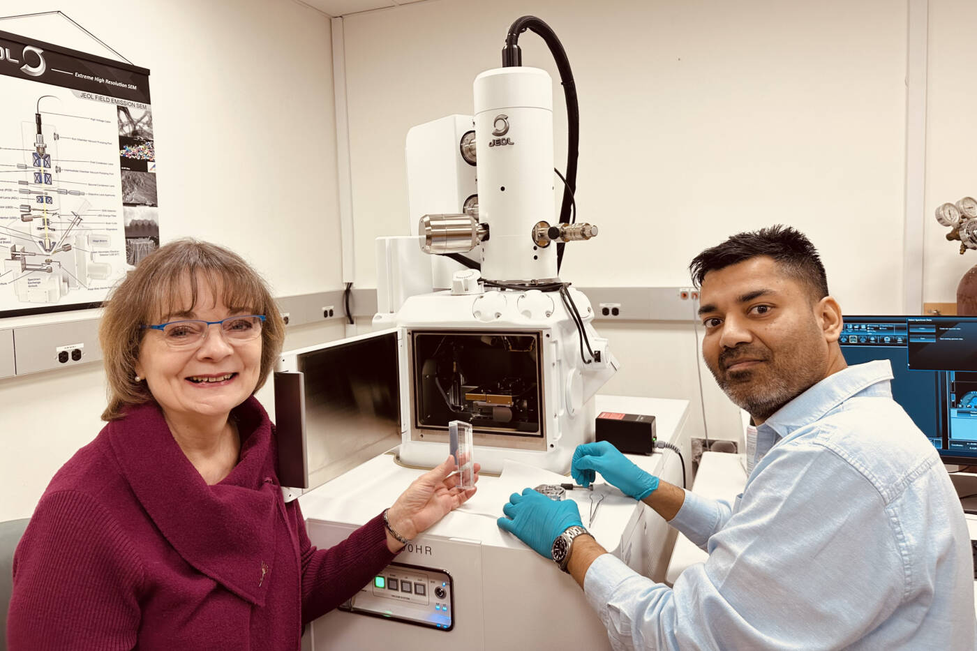The Rockefeller University Microscope Lab The Rockefeller University » News and Announcements